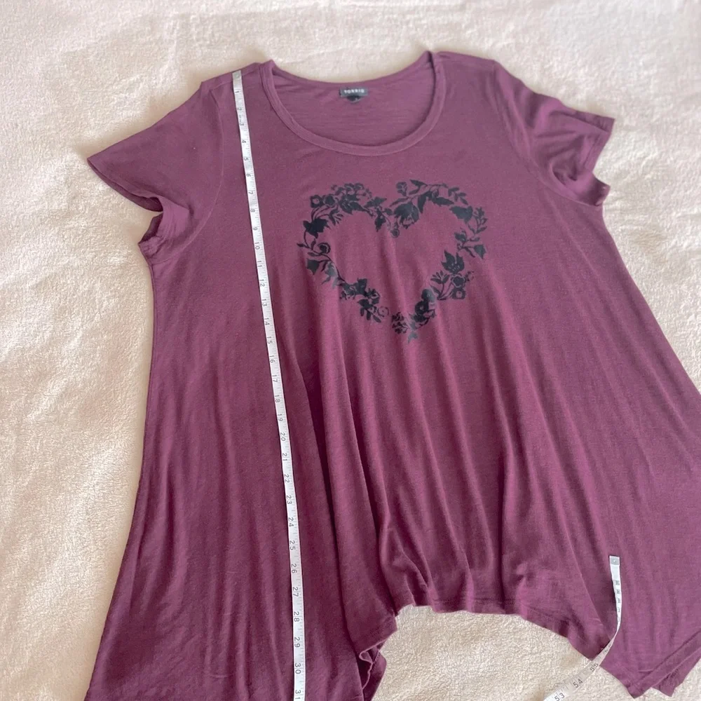 ***SOLD***Torrid Sharkbite Heart Swing Tunic Top - Size 1X - Picture 10 of 13
